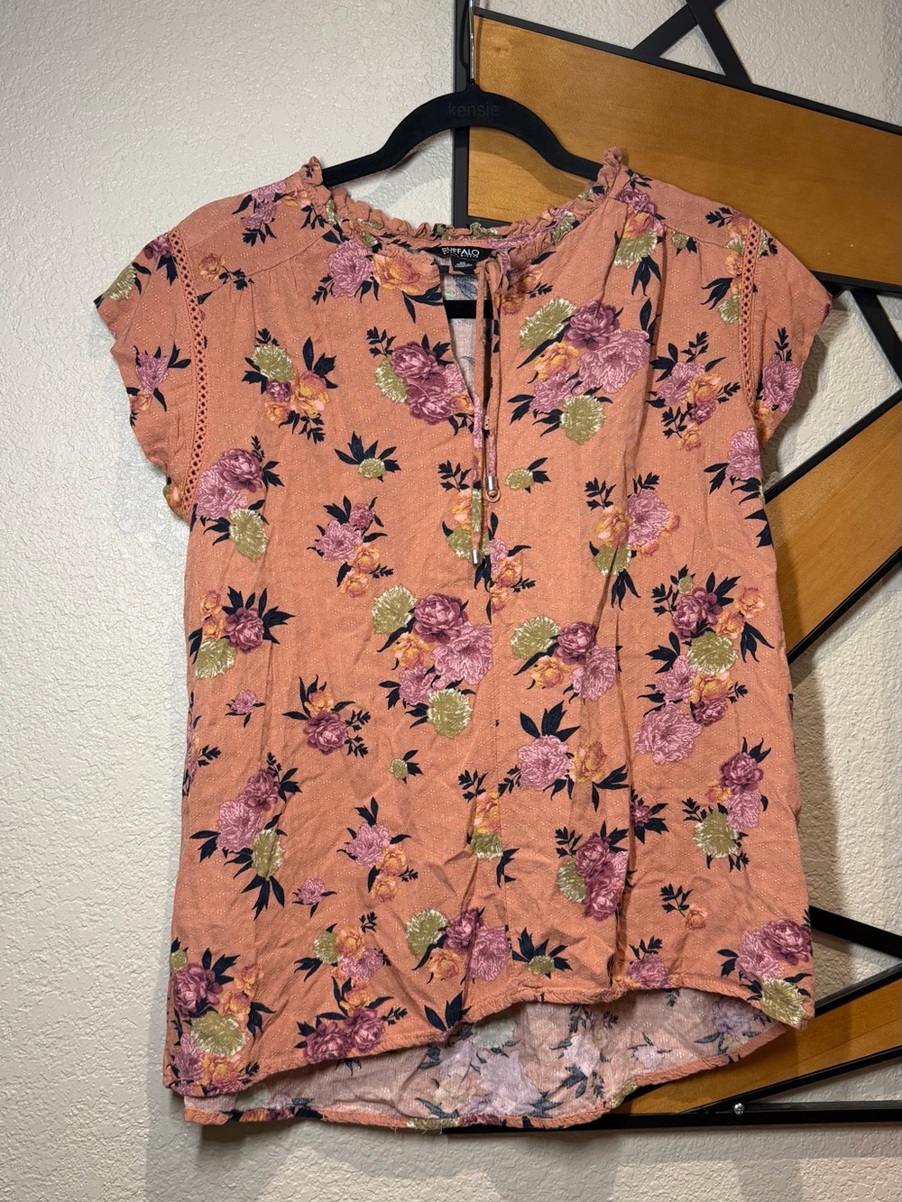 Buffalo David Bitton Peach Floral Short Sleeve Blouse